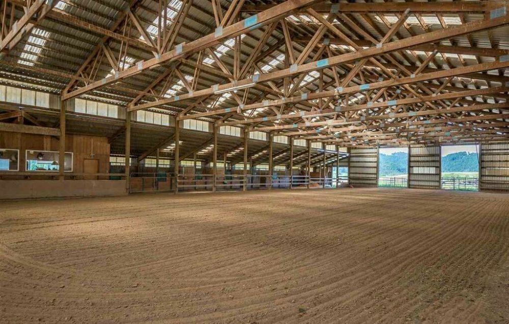 SILVER SADDLE RANCH & STABLES Updated September 2024 189 Roger's Rd