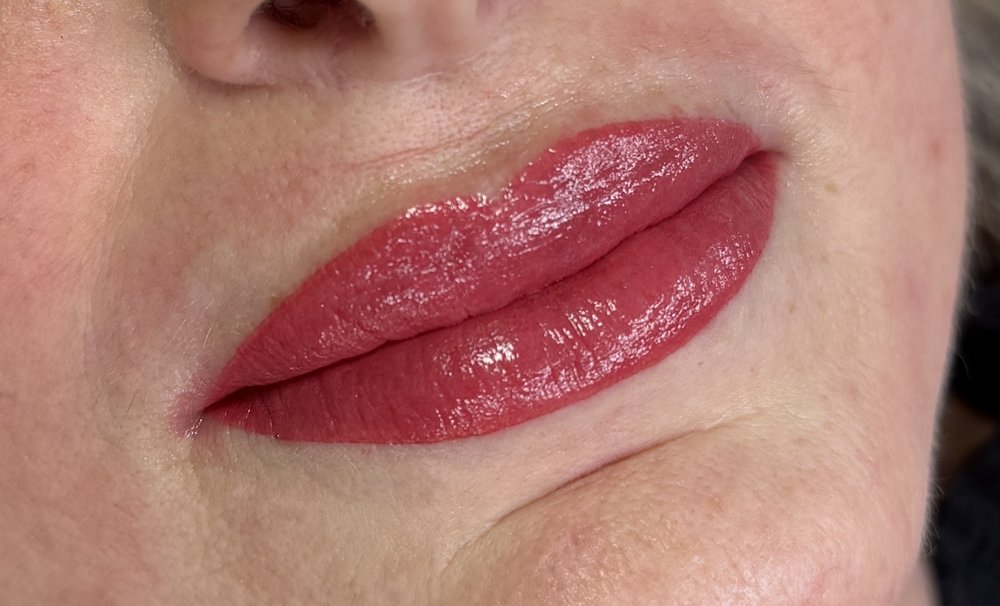 Tracy Rose Cosmetic Tattoo Logo