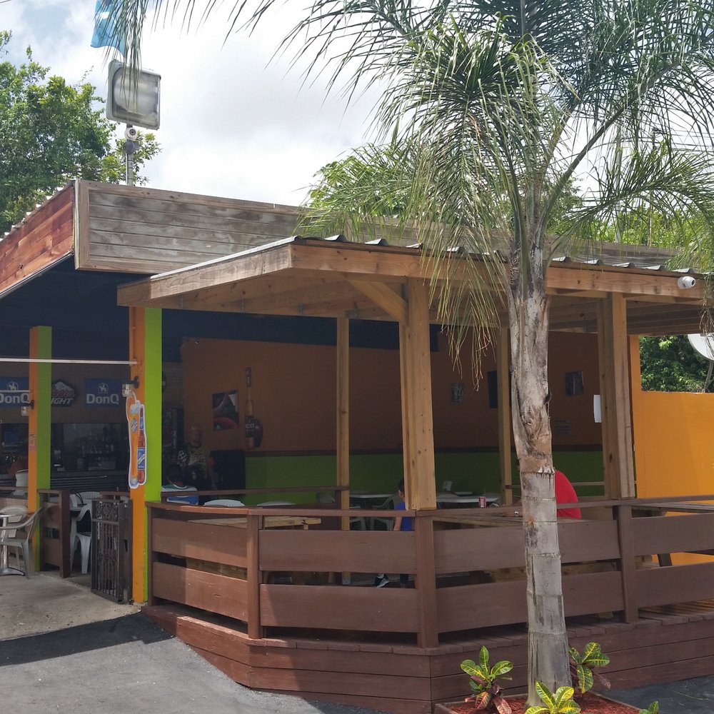 Cosecha Restaurant & Pizza - Pizza Near Me - Barranquitas, Puerto Rico