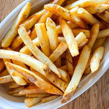 QC Pour House - Seasoned Fries |Instagram @restaurant_aholic - American Near Me - Charlotte, North Carolina QC Pour House - Seasoned Fries |Instagram @restaurant_aholic - American Near Me - Charlotte, North Carolina
