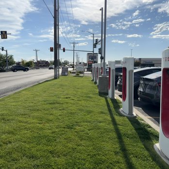 Tesla Supercharger - EV Charging Stations Near Me - Burley, Idaho Tesla Supercharger - EV Charging Stations Near Me - Burley, Idaho