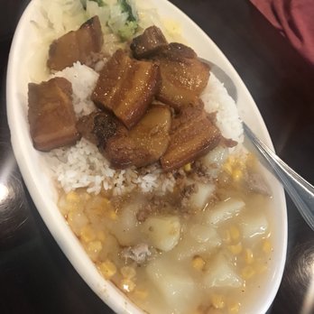 Dolphin Bay - Taiwanese Near Me - Boston, Massachusetts