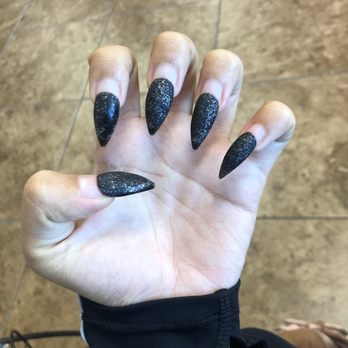 Amazing Nails & Spa - Nail Salons Near Me - Tracy, California