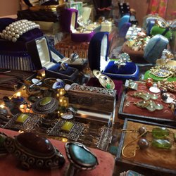 Reverie - Here is a side view of the jewelry case...some estate jewelry, some silver and high-end costume.