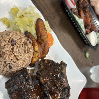 Island Flavorz - Caribbean Near Me - Houston, Texas Island Flavorz - Caribbean Near Me - Houston, Texas
