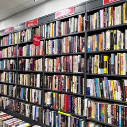 Bookoff - Costa Mesa - Bargain books