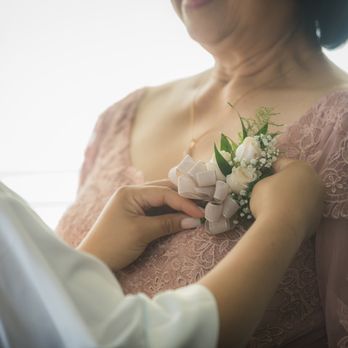 Strelitzia Flower Company - Corsage : @kaboophotography - Florists Near Me - Davis, California