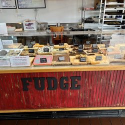3 Rivers Pecans Fudge Factory and Amish Store - Fudge