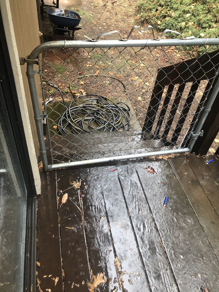 Slide of Amador Seamless Rain Gutters and Roofing