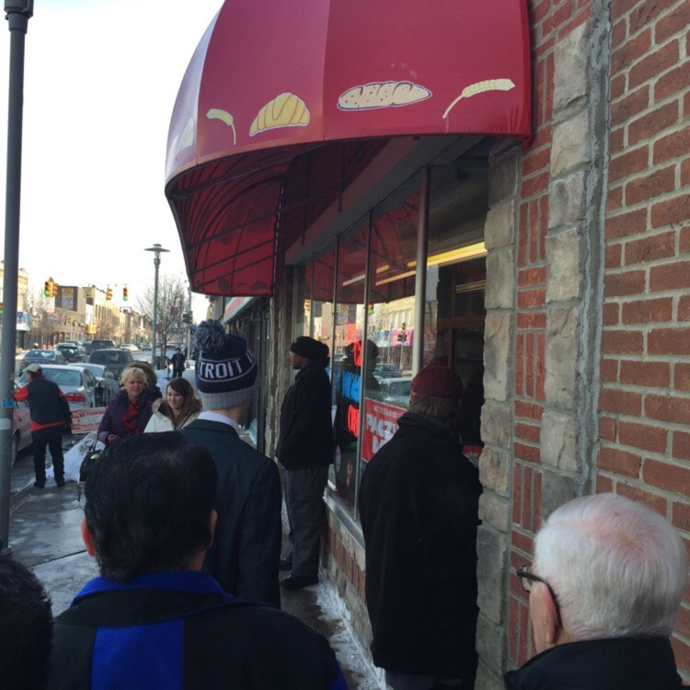 New Palace Bakery - Fat Tuesday line - Bakeries Near Me - Hamtramck, Michigan New Palace Bakery - Fat Tuesday line - Bakeries Near Me - Hamtramck, Michigan