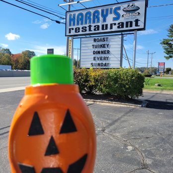 Harry's Restaurant - Diners Near Me - Westborough, Massachusetts