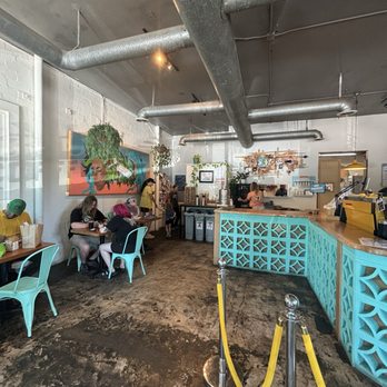 Banjo Coffee - Inside - Coffee & Tea Near Me - Avondale Estates, Georgia