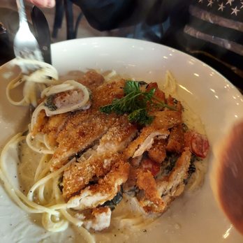 Amore's Pizza and Pasta - Tuscany Chicken - Pizza Near Me - Grapevine, Texas