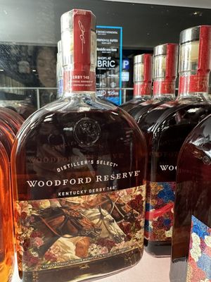 Harbor Market by null