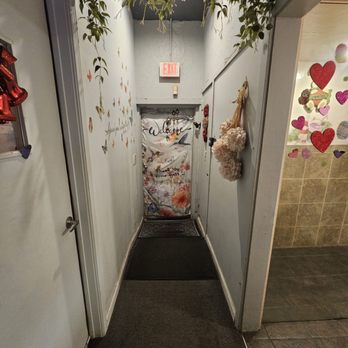 Cafe AZITT - Hallway to go out to the parking lot - Bars Near Me - Honolulu, Hawaii Cafe AZITT - Hallway to go out to the parking lot - Bars Near Me - Honolulu, Hawaii