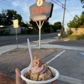 Zeds Real Fruit Ice Cream - Delicious and they have dairy free option - Ice Cream & Frozen Yogurt Near Me - Austin, Texas Zeds Real Fruit Ice Cream - Delicious and they have dairy free option - Ice Cream & Frozen Yogurt Near Me - Austin, Texas