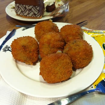 Kwekkeboom - Crokets  Bitter ball - Bakeries Near Me - Amsterdam, New Hampshire