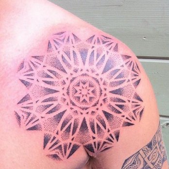 Primitiveimprint Tattoo - Tattoo by Corson Hayes Primiitiveimprint Tattoo Studio - Tattoo Near Me - Canmore, Alberta