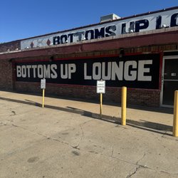 Bottoms Up Lounge