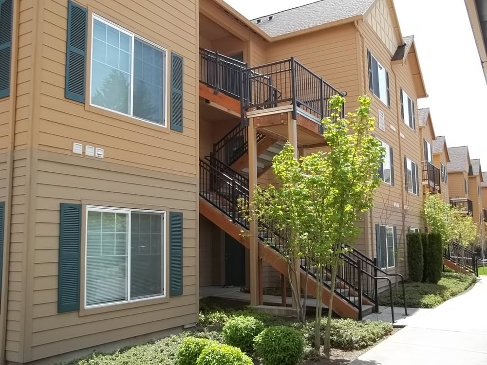 BELMAR COMMONS APARTMENTS 117 NE 25th Ave, Hillsboro, Oregon