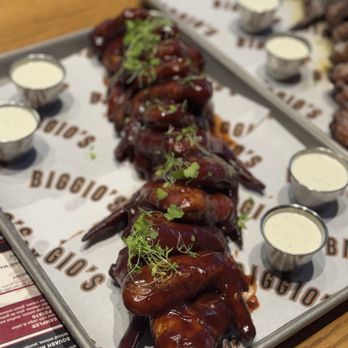 Biggio's - Wings - Sports Bars Near Me - Houston, Texas Biggio's - Wings - Sports Bars Near Me - Houston, Texas