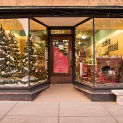 Grounds & Goodies - Grounds & Goodies Storefront (Christmas display).