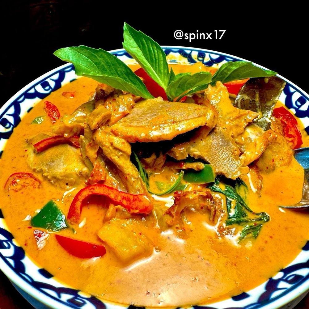 Pochana Thai Kitchen - Thai Near Me - Astoria, New York