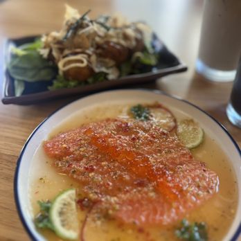 Ekiben Japanese Kitchen - Salmon saap - Sushi Bars Near Me - Chicago, Illinois