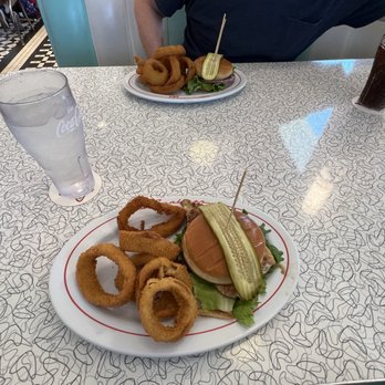 Sunliner Diner - Grilled Chicken Sandwich with upgrade of onion rings instead of French fries, burger with the same. - Diners Near Me - Pigeon Forge, Tennessee Sunliner Diner - Grilled Chicken Sandwich with upgrade of onion rings instead of French fries, burger with the same. - Diners Near Me - Pigeon Forge, Tennessee