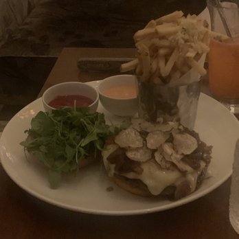 L'Adresse NoMad - Truffle Burger - New American Near Me - New York, New York
