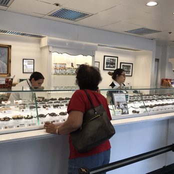 See's Candies - Candy Stores Near Me - Los Angeles, California See's Candies - Candy Stores Near Me - Los Angeles, California