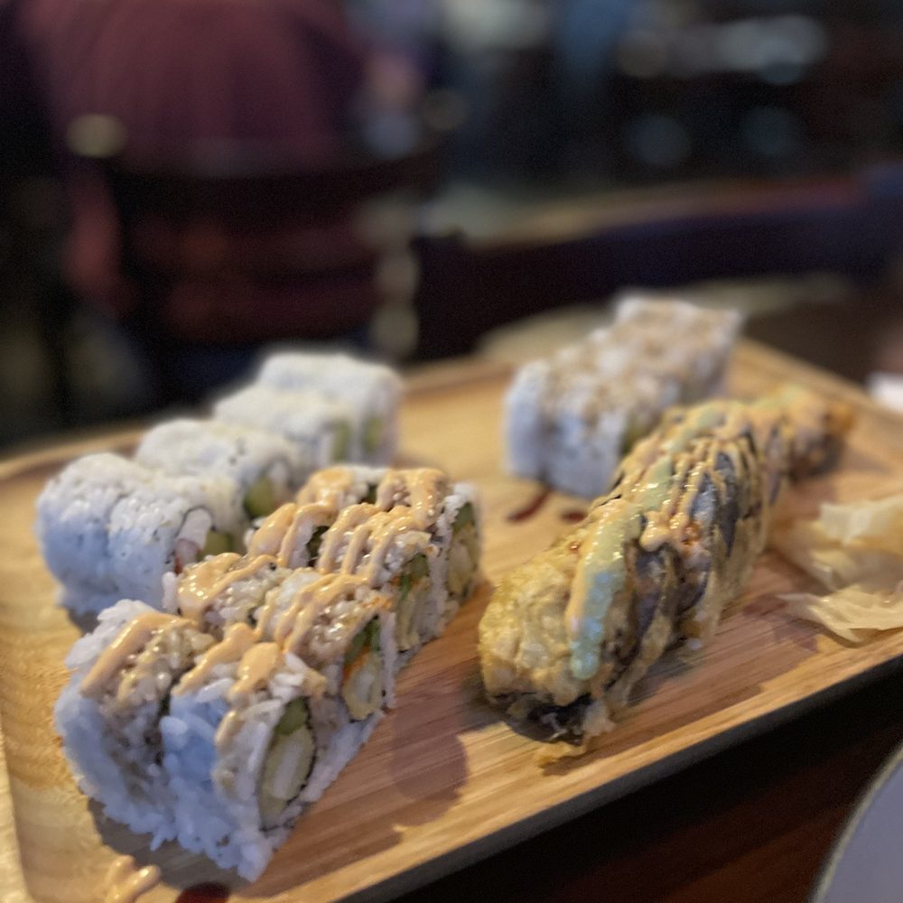 Sushi Mido - a close up of a plate of sushi - Japanese Near Me - Shawnee, Kansas