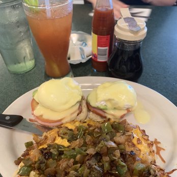 Metro Diner - San Fran eggs benny - American Near Me - Tampa, Florida Metro Diner - San Fran eggs benny - American Near Me - Tampa, Florida
