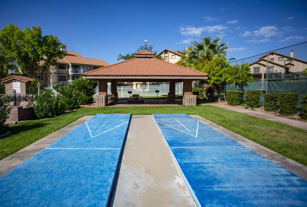 ST. RESORT RENTALS Updated September 2024 28 Photos 1845 W