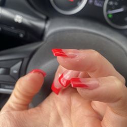 All Seasons Nails & Spa - Uneven