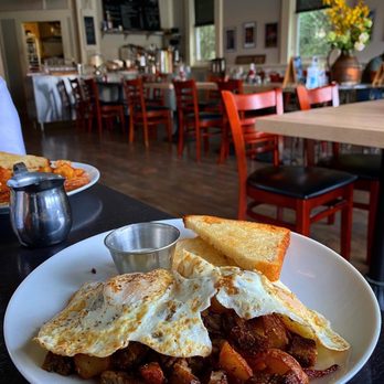Plenty on Bell - Short Rib Hash - Breakfast & Brunch Near Me - Los Alamos, California Plenty on Bell - Short Rib Hash - Breakfast & Brunch Near Me - Los Alamos, California