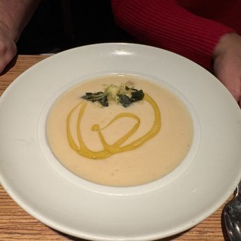 Glen Ellen Star - Soup / very fresh served hot and yummy - would have loved more sage on top - New American Near Me - Glen Ellen, California Glen Ellen Star - Soup / very fresh served hot and yummy - would have loved more sage on top - New American Near Me - Glen Ellen, California