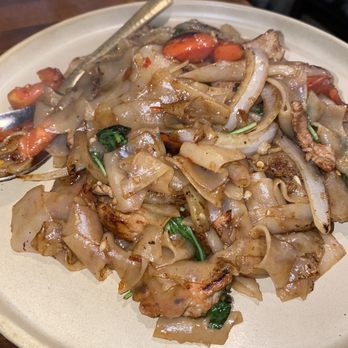 Hanuman Thai Eatery - Drunken Noodle with Pork - Thai Near Me - Costa Mesa, California