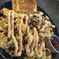 Main St Bistro & Coffee - Veggie scramble