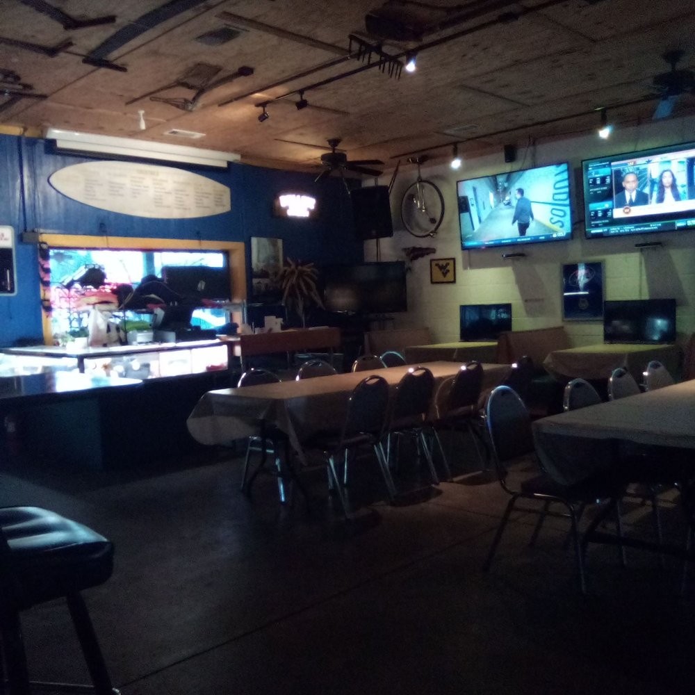 Sundown Sports Pub - Sports Bars Near Me - Surfside Beach, South Carolina