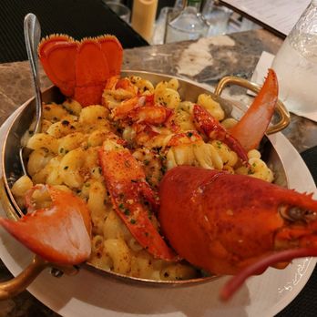 Redeye Grill - Lobster Mac and cheese - New American Near Me - New York, New York Redeye Grill - Lobster Mac and cheese - New American Near Me - New York, New York