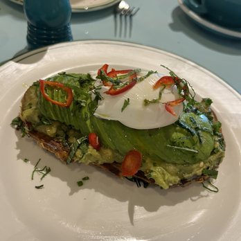 Sadelle's Coconut Grove - Avocado toast with poached egg - Breakfast & Brunch Near Me - Miami, Florida Sadelle's Coconut Grove - Avocado toast with poached egg - Breakfast & Brunch Near Me - Miami, Florida
