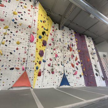 The Pad Climbing Henderson - Gyms Near Me - Henderson, Nevada