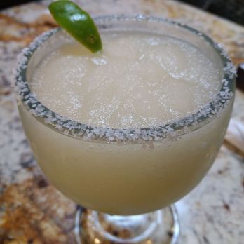 Cheddar's Scratch Kitchen - Texas margarita - American Near Me - Houston, Texas