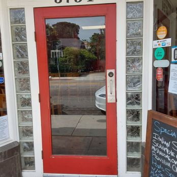 The Coffee Cup Cafe - The entrance - American Near Me - Long Beach, California The Coffee Cup Cafe - The entrance - American Near Me - Long Beach, California
