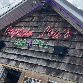 Captain Lou's - Awesome atmosphere... - New American Near Me - South Haven, Michigan