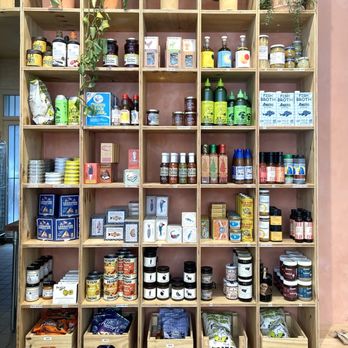 Smør Bakery - The cute grocery section - Bakeries Near Me - New York, New York Smør Bakery - The cute grocery section - Bakeries Near Me - New York, New York