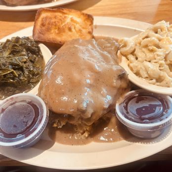 Southern Hands Homestyle Cooking - Turkey & dressing , greens, and Mac n cheese - Southern Near Me - Memphis, Tennessee