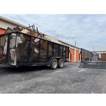 iHaul Austin - Storage Clean-Out | Remove Furniture From Storage | Who Picks Up Storage Junk? | iHaulJunk.com - Junk Removal & Hauling Near Me - Austin, Texas