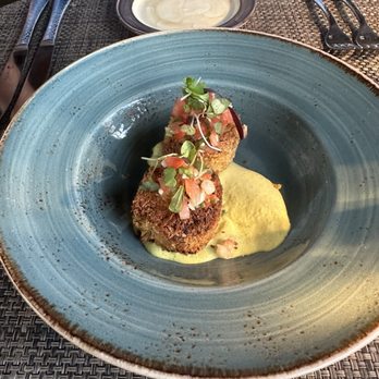 Tidepools - Crab Cakes - Hawaiian Near Me - Poipu, Hawaii Tidepools - Crab Cakes - Hawaiian Near Me - Poipu, Hawaii